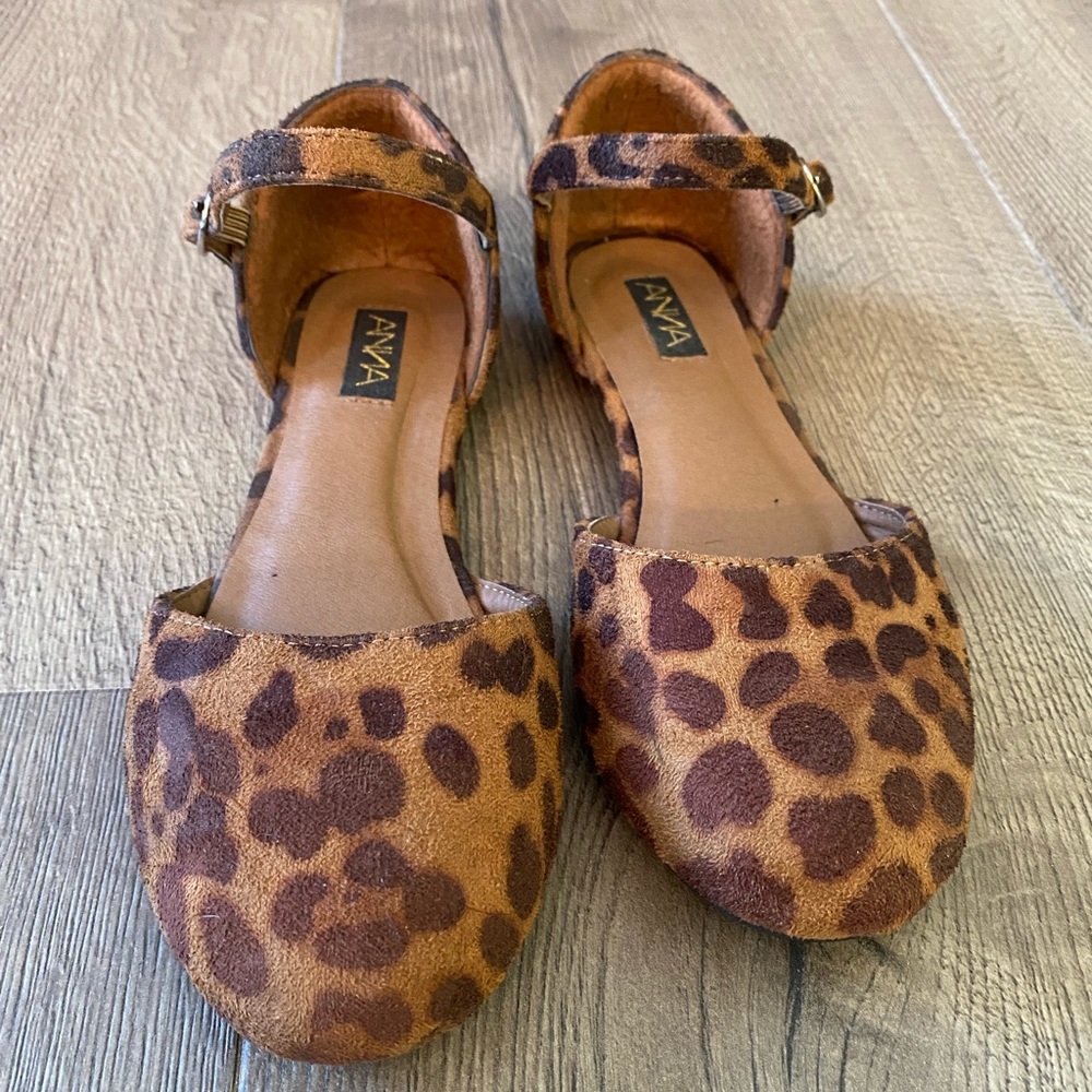 Anna size 5.5 flats